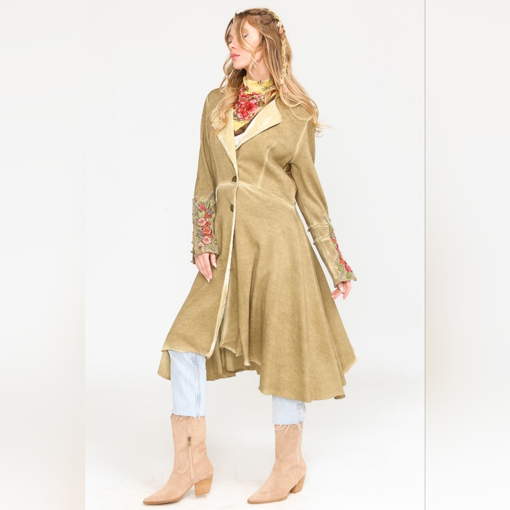 Aratta The Heart of Autumn Coat In Antique Bronze - Picture 5 of 12